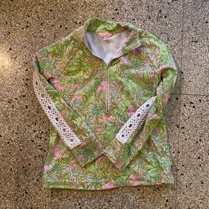 VGUC lace sleeve popover